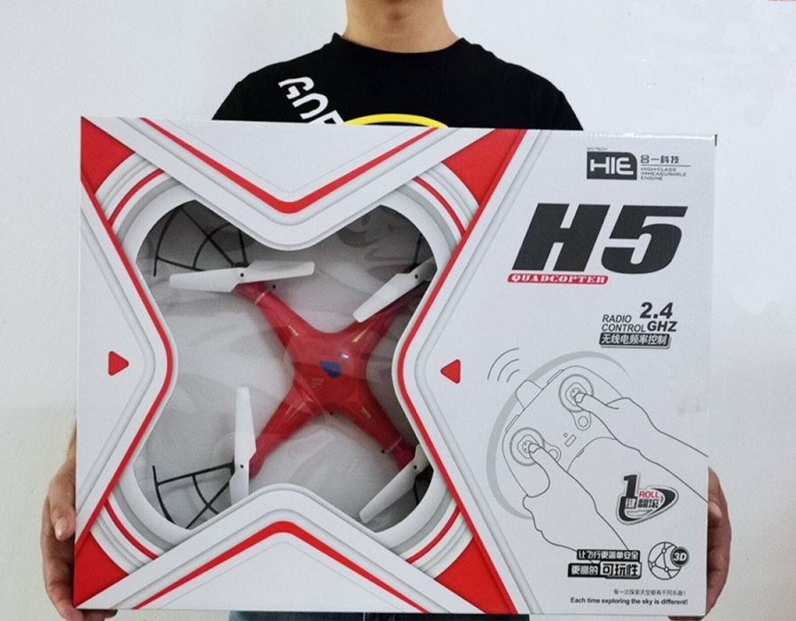 Дрон с дистанционно