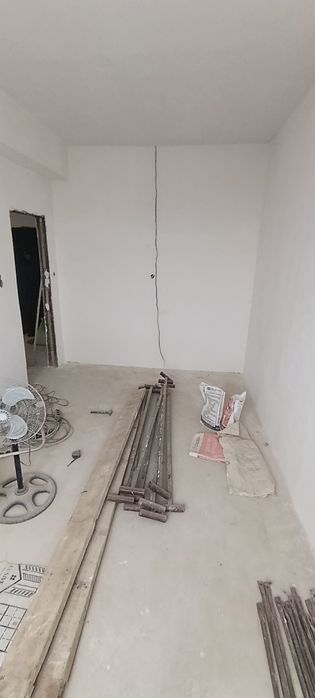 Срочно 3 хоналик 95 м2 7- МКР дан квартира сотилади.