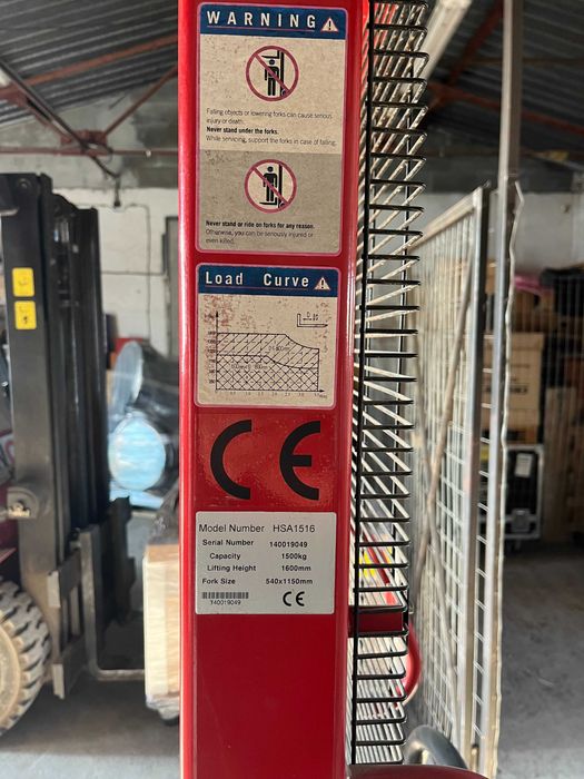 Ръчен хидравличен стакер LIFTEX