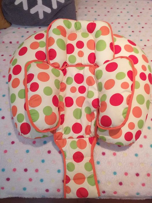 Perna pentru alaptare multifunctionala