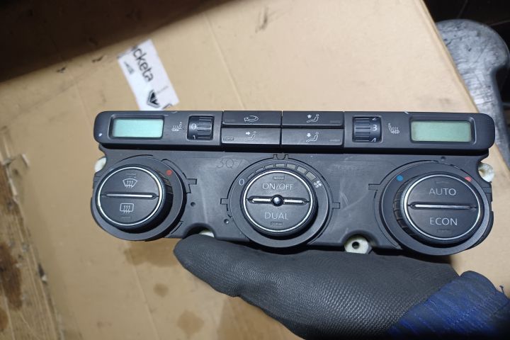 Comanda AC Volkswagen VW Golf a 5-a generatie
