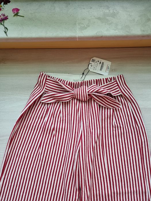 Нов панталон на Зара