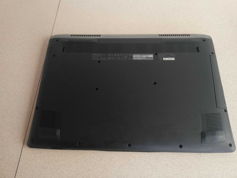 Elemente Acer Aspire VN7 792G