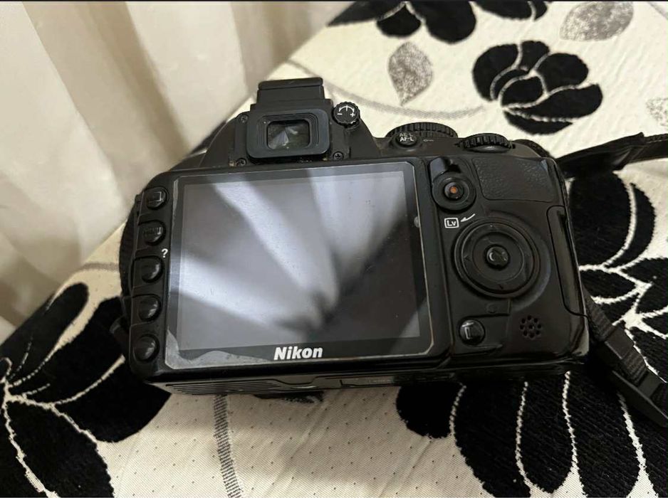 Фотоапарат Nikon D3100