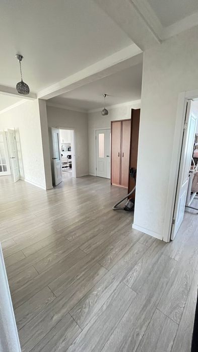 Продаю добротный дом