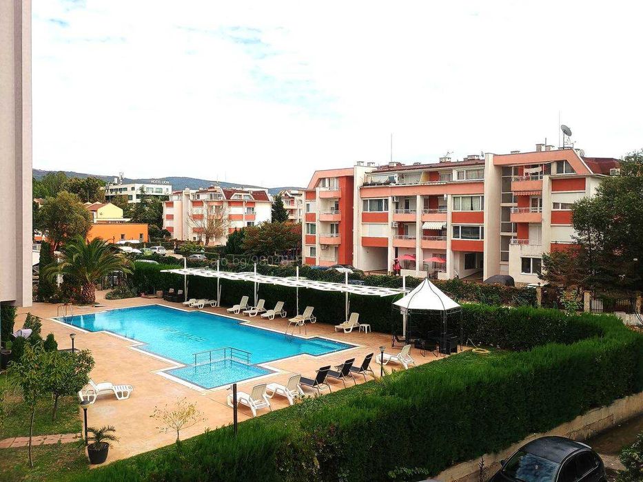 Дава се под наем Тристаен апартамент в к.к. Слънчев бряг - 84 кв.м за 305.49 € - Снимка #13