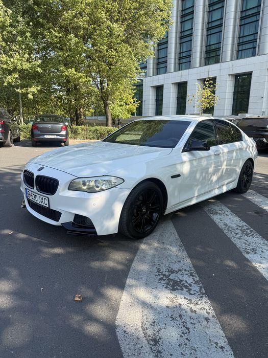 BMW Seria 5 F10 / Pachet M