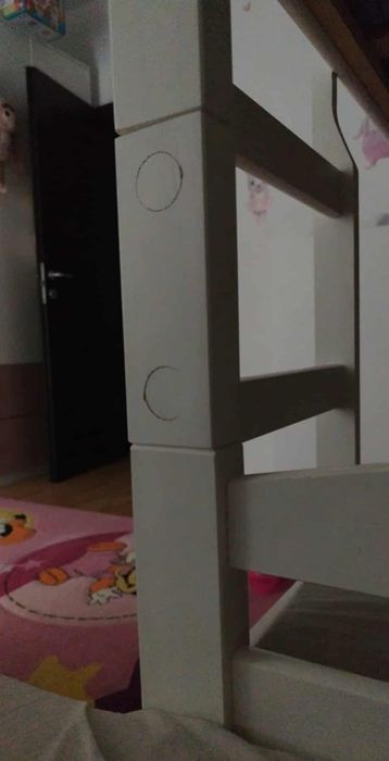 Pat supraetajat, de  lemn  masiv + saltele!