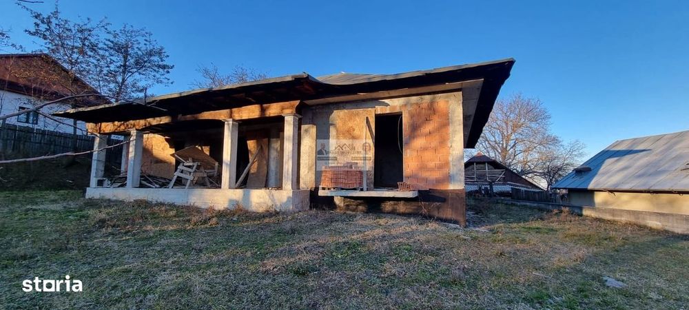Casă modernă, teren generos – Păunești, județul Vrancea