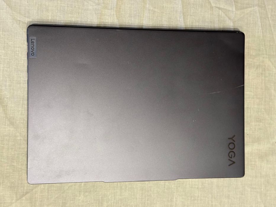 Lenovo Yoga Pro 7 i5-13500H  , i5 gen 13th , 16GB DDR5 , display spart.