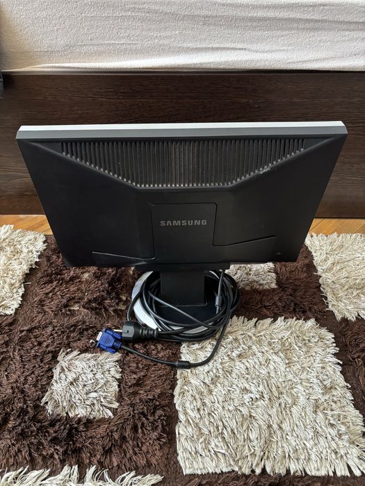Monitor samsung impecabil