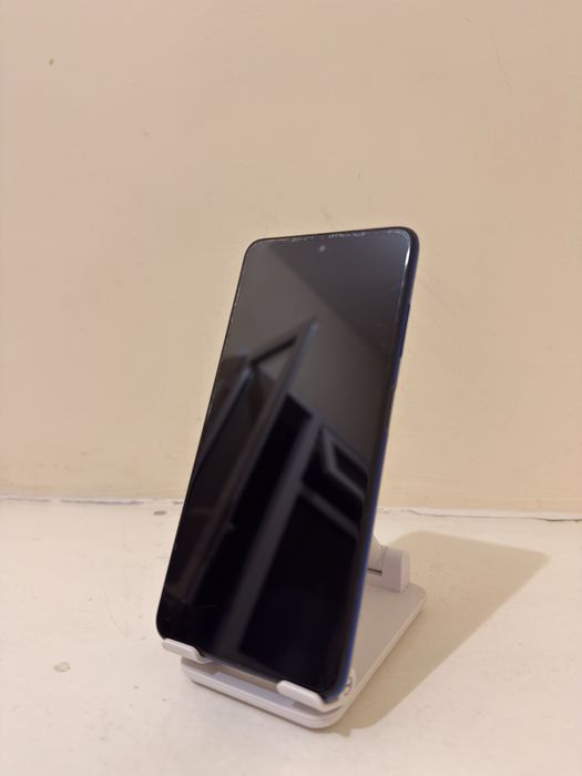 Poco x3 pro (8/256 GB) zor holatda srochna sotiladi
