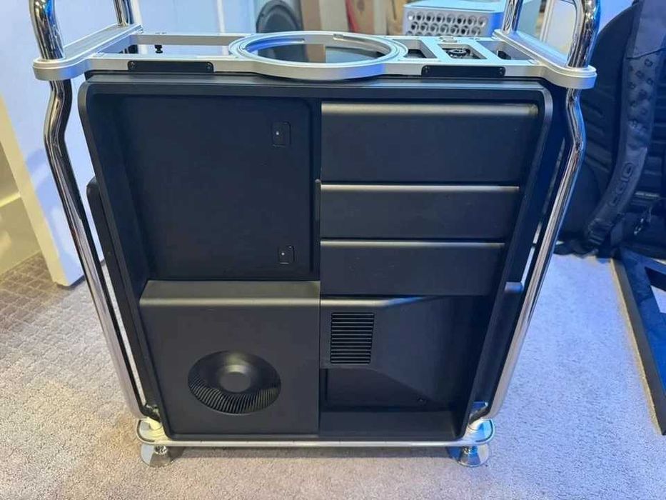 Mac Pro 2019 (Intel Xeon 16-Core), 96 GB RAM, 2 TB SSD, 2 видеокарты