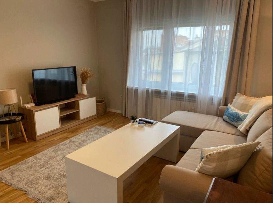 Двустаен апартамент под наем в центъра на София, 2216454