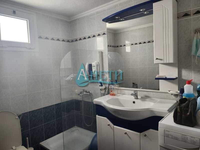 Къща 178м2 в Ривиера, курортно селище Аспровалта, Гърция, с двор 300м2. Напълно обзаведена. С два входа