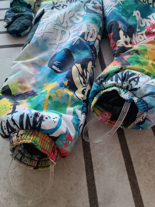 Продам детский комбинезон