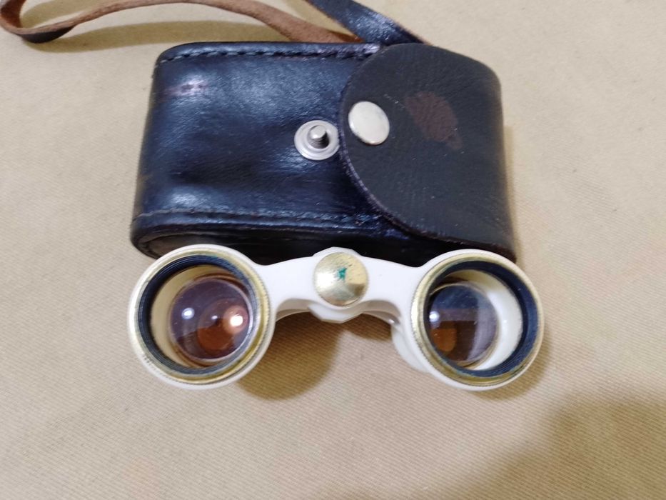 Бинокль театральный экспортный СССР