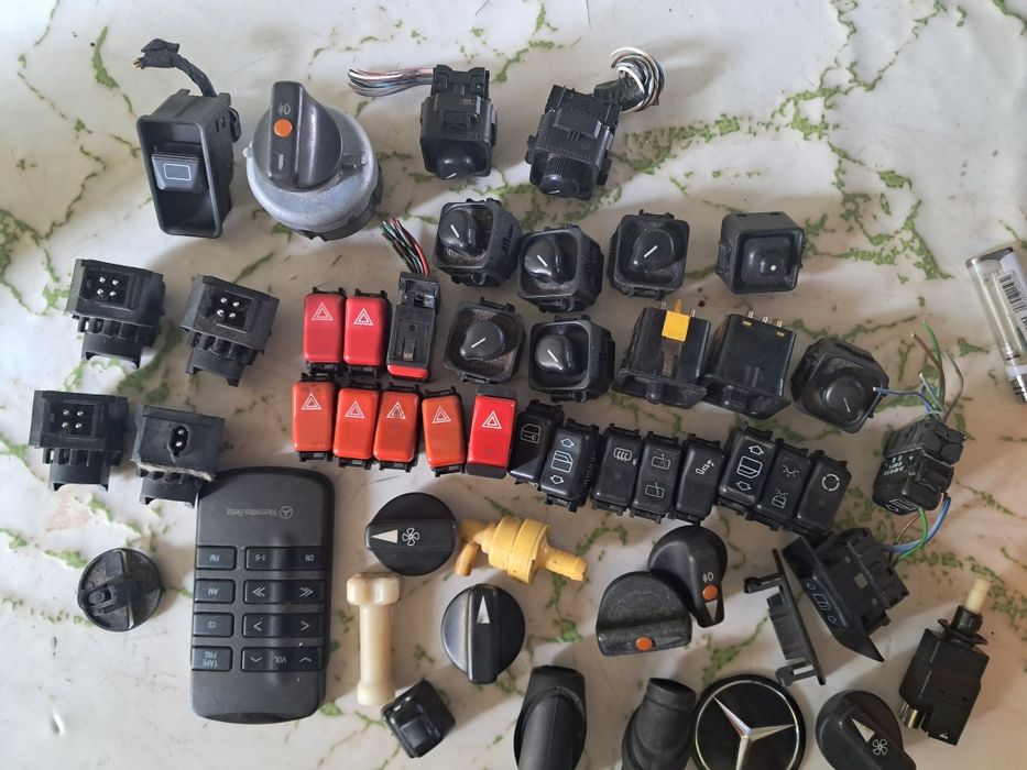 Замок багажника Мерс.124