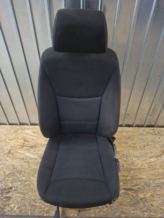 Scaun Sofer BMW E90 E91 Textil Negru cu Încălzire - Europa (Stânga)