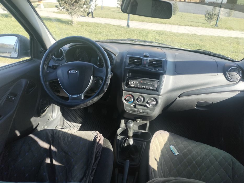 Продам автомобиль Лада Гранта