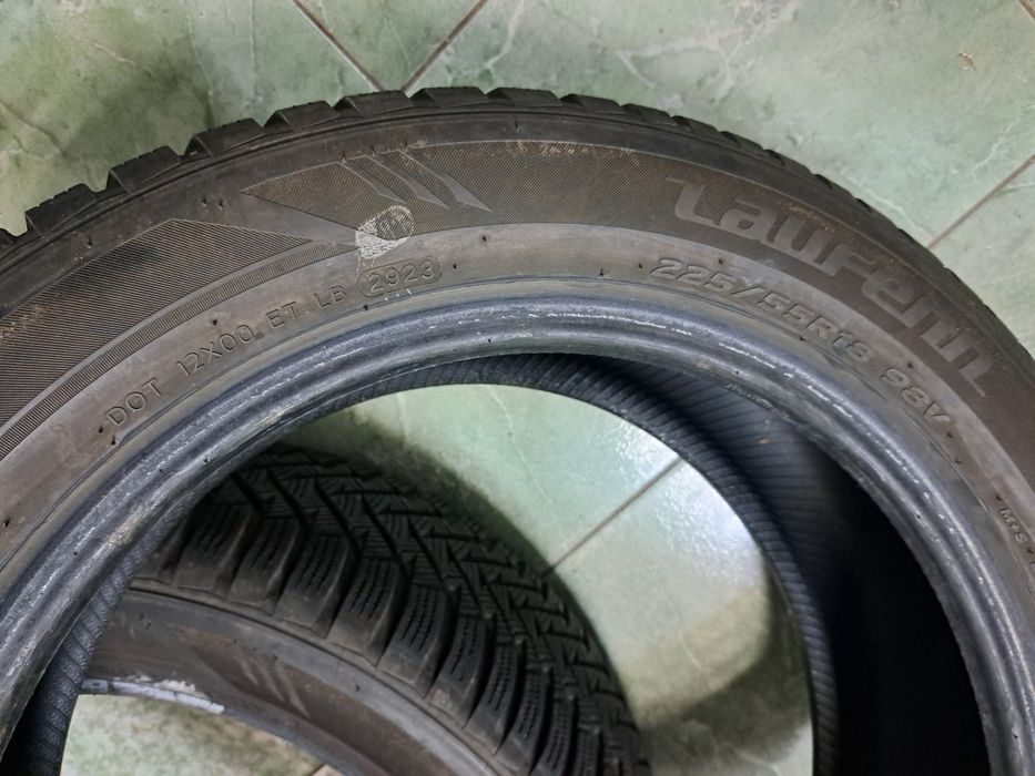2 anvelope 225/55 R18 Laufen profil 6.6mm