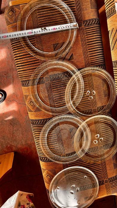 Продам тарелки в микроволновку