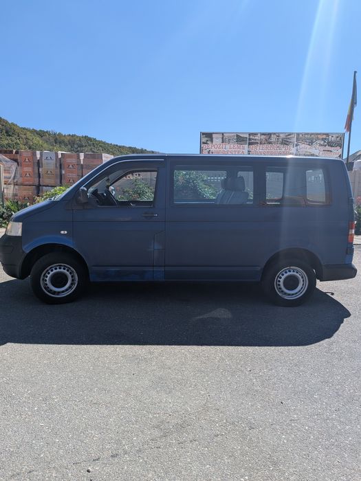 Masina Volkswagen T5