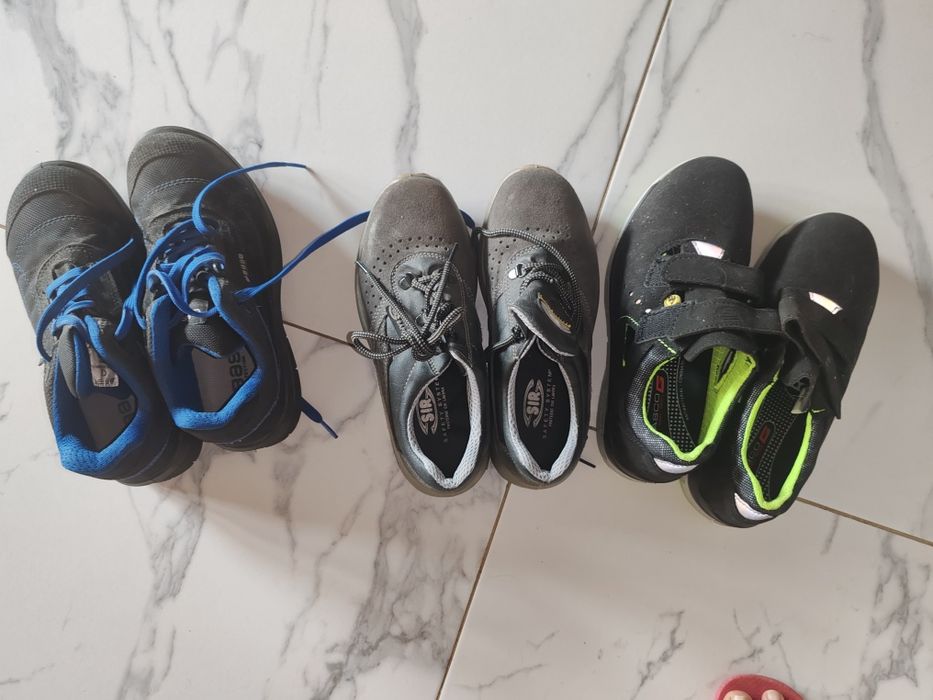 Papuci femei și barbati