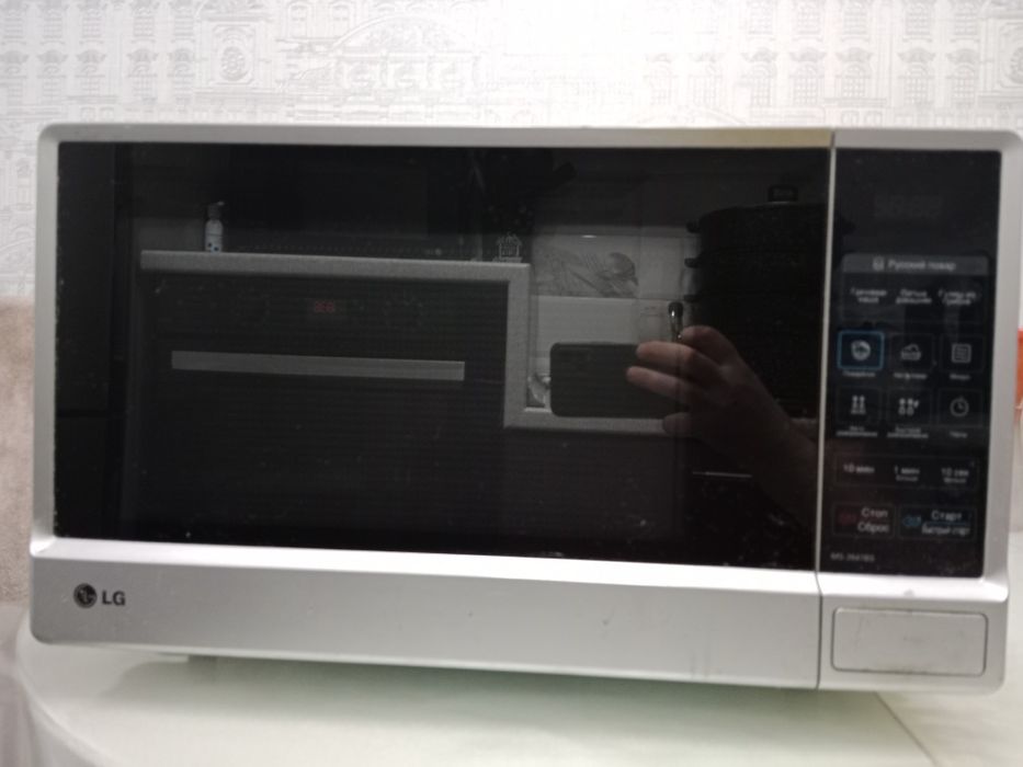 Микроволновая печь.