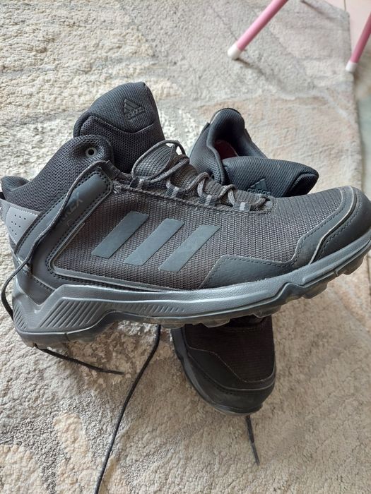 Зимни мъжки обувки Adidas