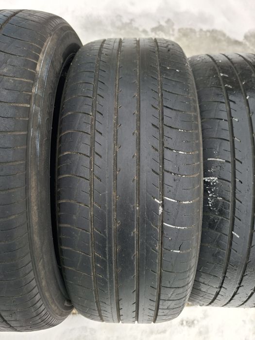 Продам шины 215/55/17 якохама