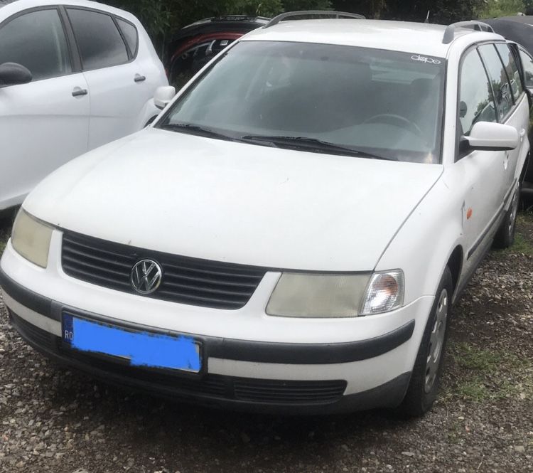 dezmembrez passat b5.5 Timis - Anunturi gratuite