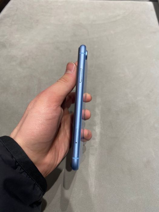 Продам Айфон Xr идеал