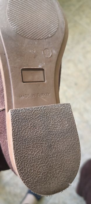 Кафяви велурени ботуши