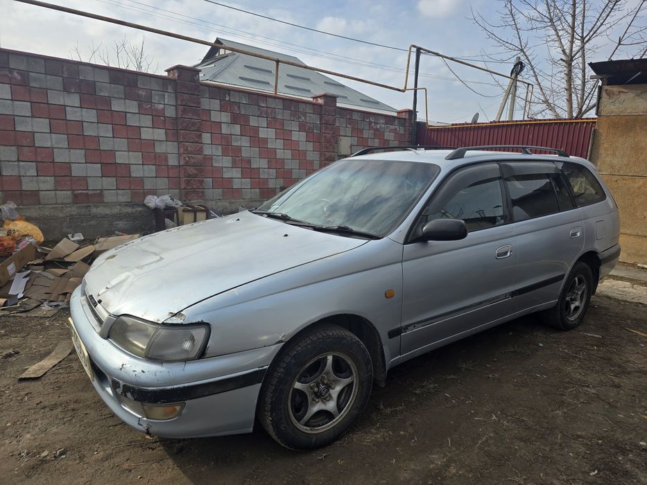 Тойота калдина 1996