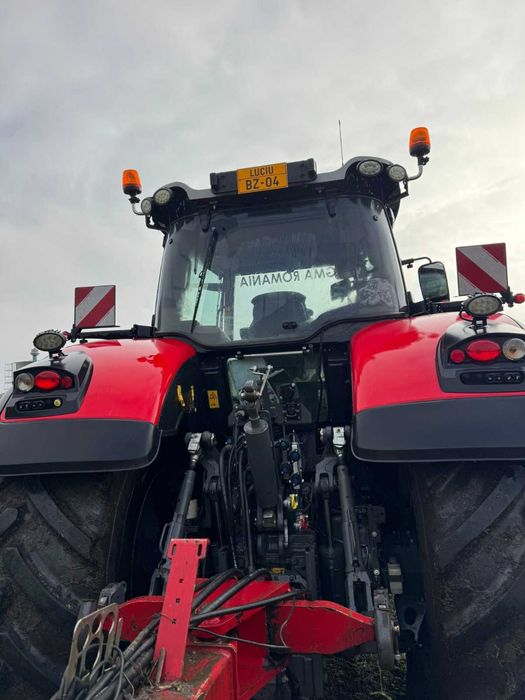 Tractor Massey Ferguson 8740S
