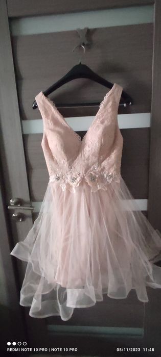 Rochie eleganta in stare foarte buna