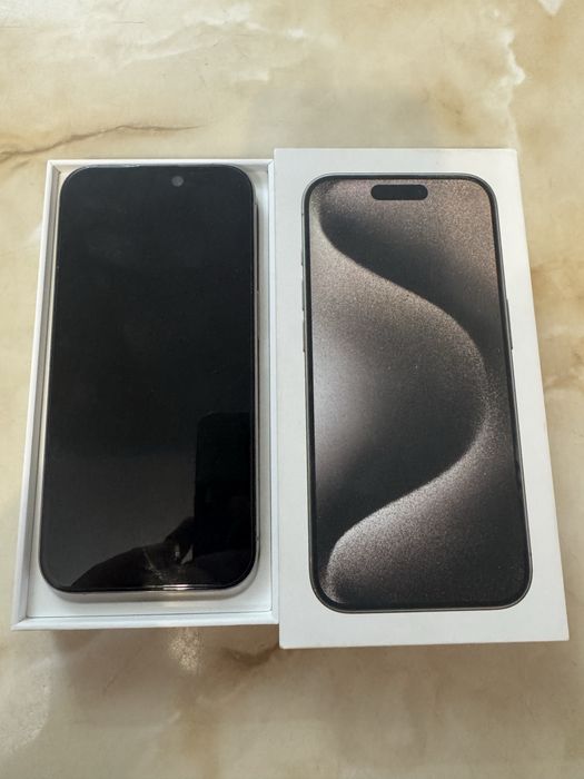 iPhone 15 pro 512 GB