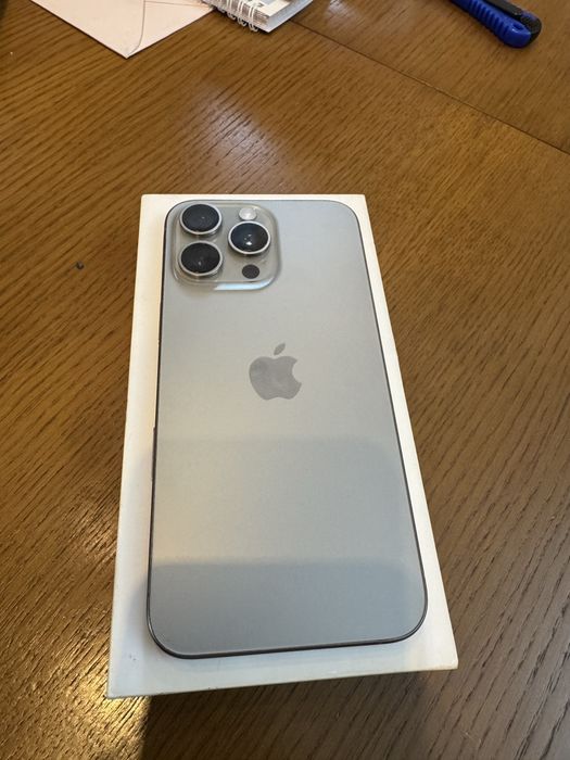 Iphone 15 Pro max 1 TB