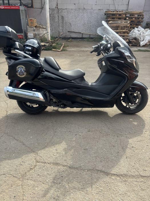 Продам махси скутер