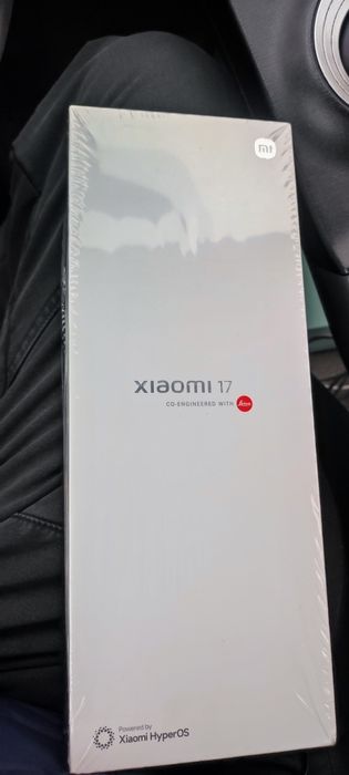 Xiaomi 17.   16/512 GB.  7000 mha