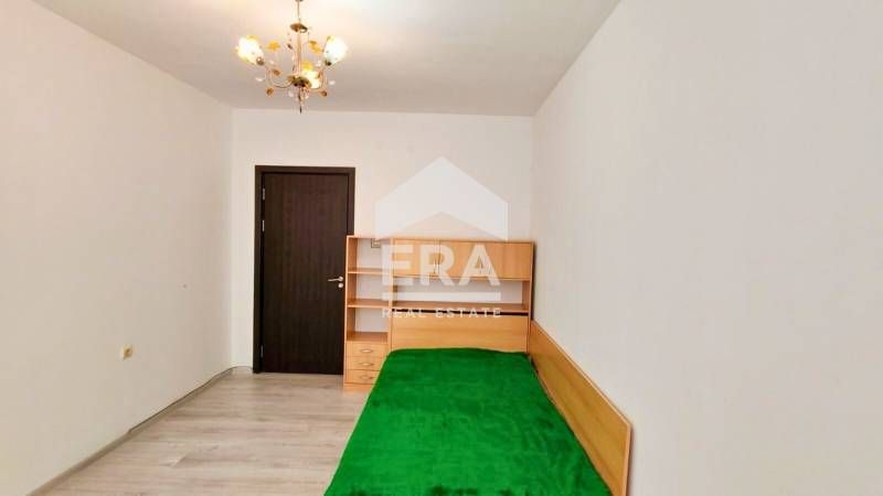 ЕРА ИмотиТе предлага под наем Тристаен тухлен апартамент, в близост Со