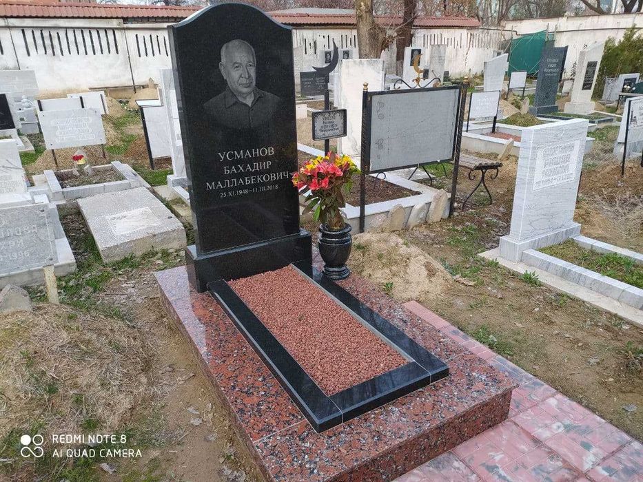 Памятники из качественного гранита, оптовые цены, свой цех