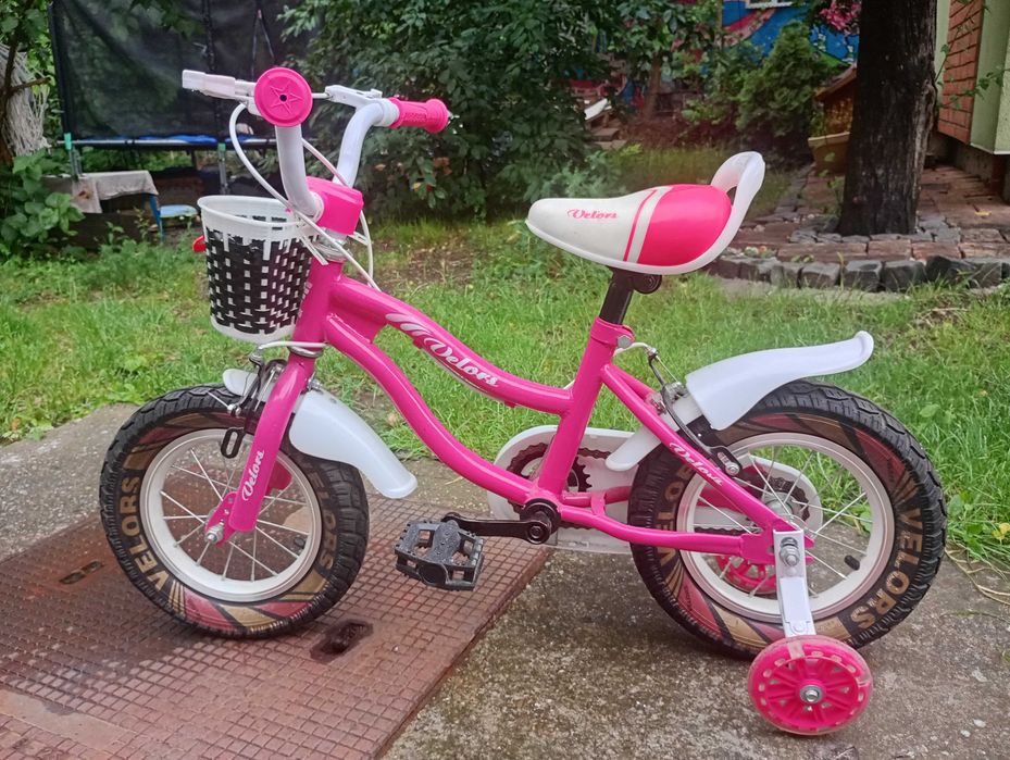 Vând bicicleta și trotineta copii