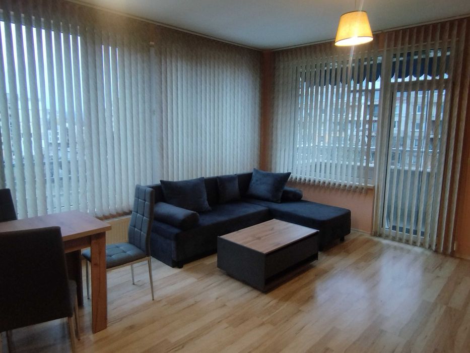 Дава се под наем Двустаен апартамент в Перник, Изток - 60 кв.м за 357 € - Снимка #4