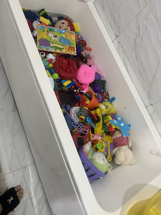 ойыншық пен тэдди.