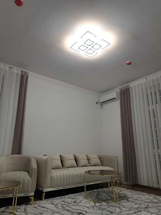 Greenwich (golden house)