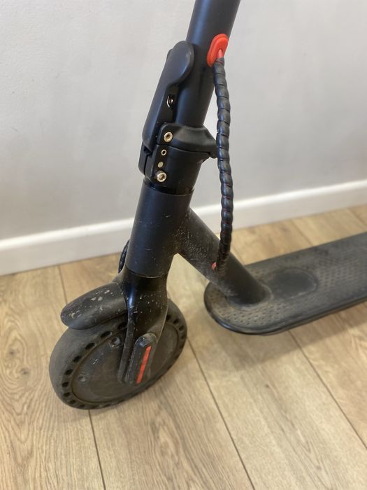 Xiaomi Mi Electric Scooter