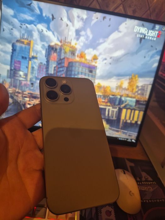 Продам Iphone 15 Pro Max