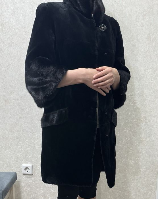 Продается. Шуба